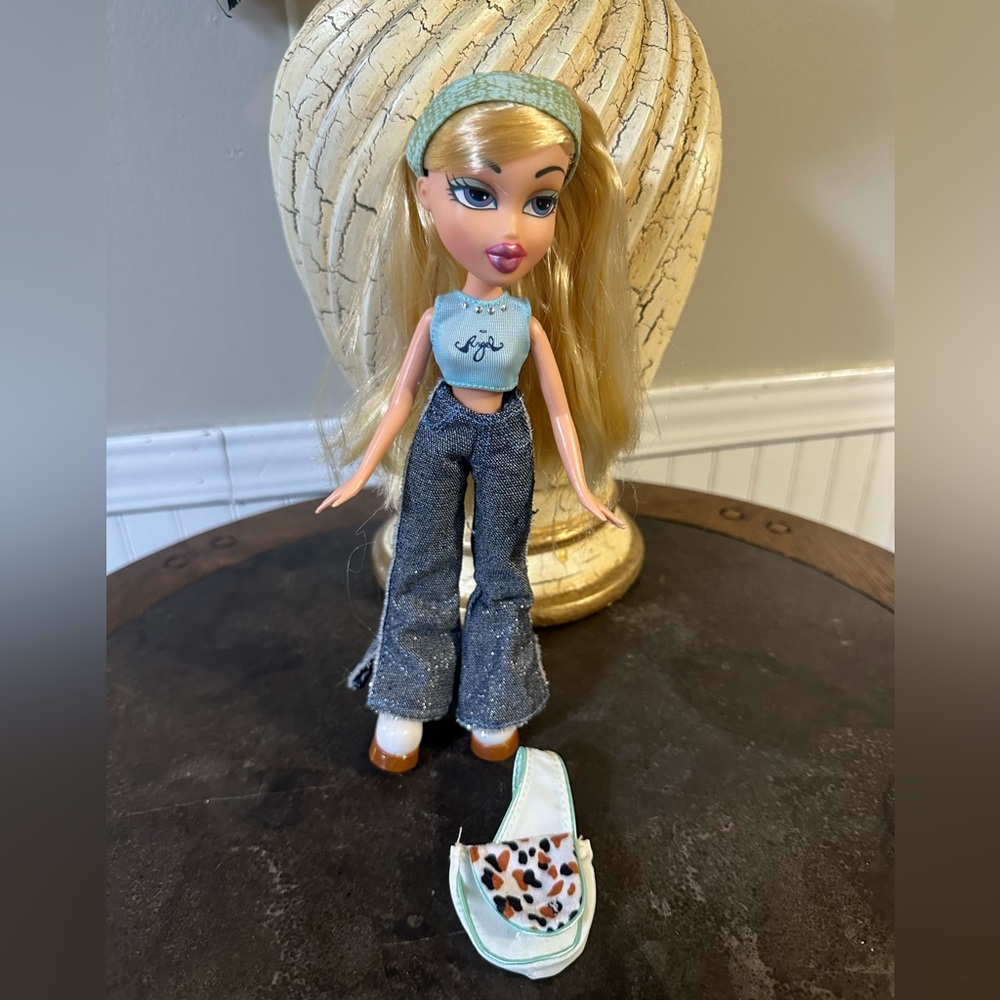 Bratz Cloe 20 year’s anniversary doll